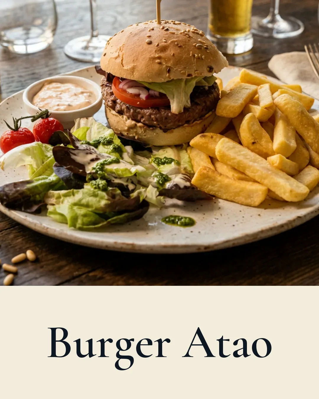 Burger Atao servi avec frites maison